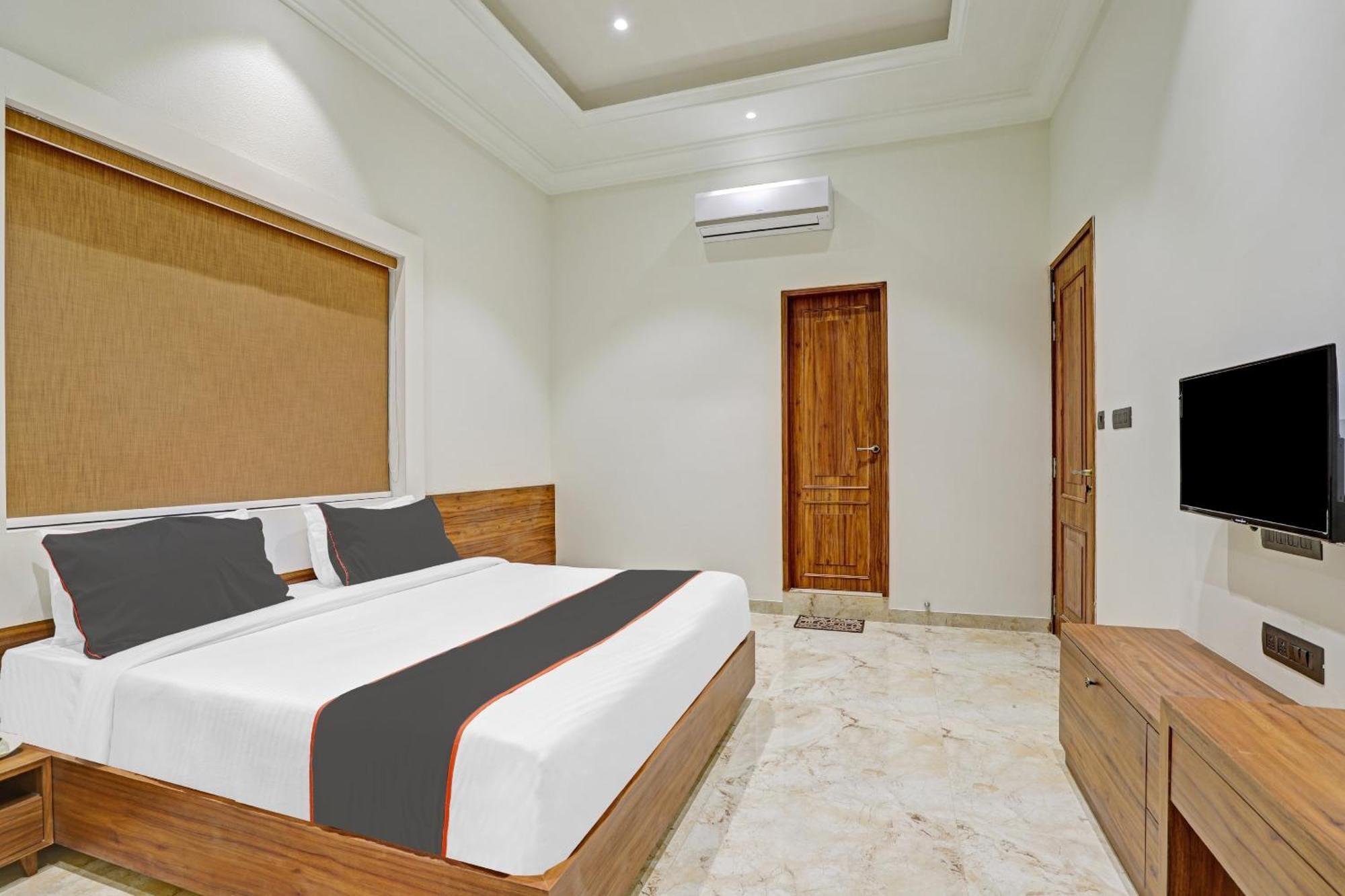 Ratna Vilas Palace Rajkot Extérieur photo